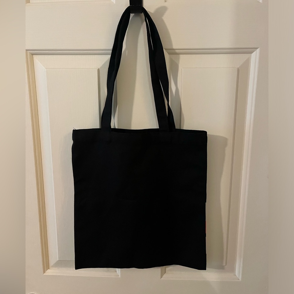 M•A•C bag - Picture 3 of 4